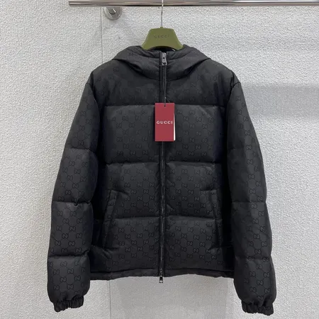 グッチ ダウンジャケット