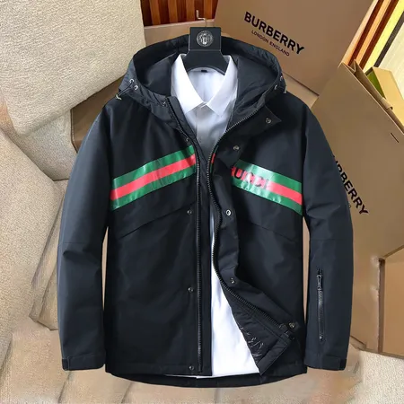 グッチ ダウンジャケット