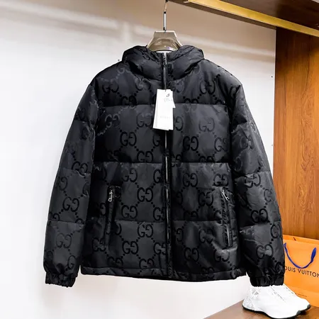 グッチ ダウンジャケット