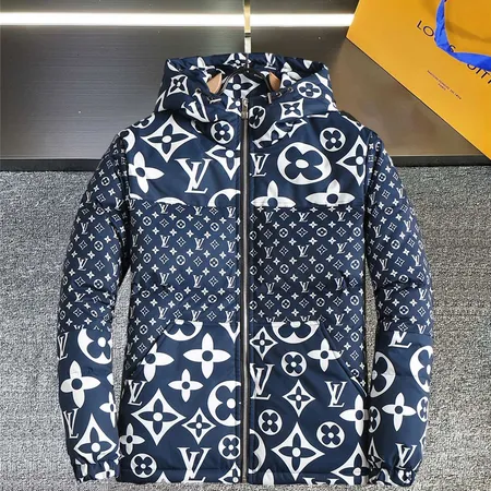 ルイヴィトン ダウンジャケット