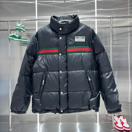グッチ ダウンジャケット