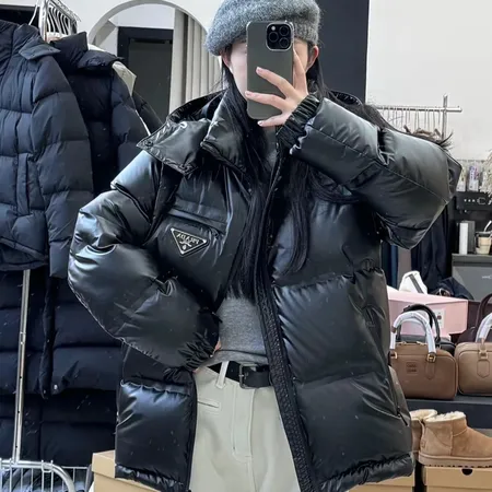 プラダ ダウンジャケット