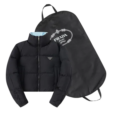 プラダ ダウンジャケット
