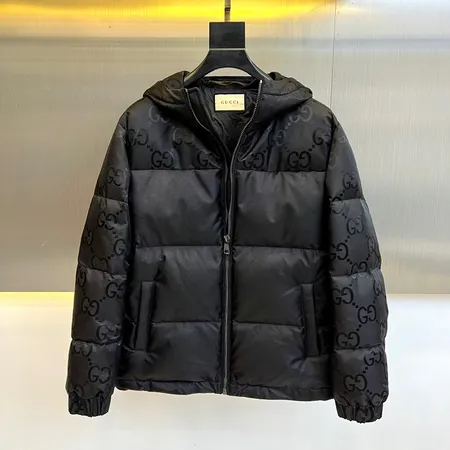 グッチ ダウンジャケット