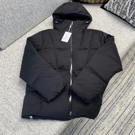 モンクレール ダウンジャケット