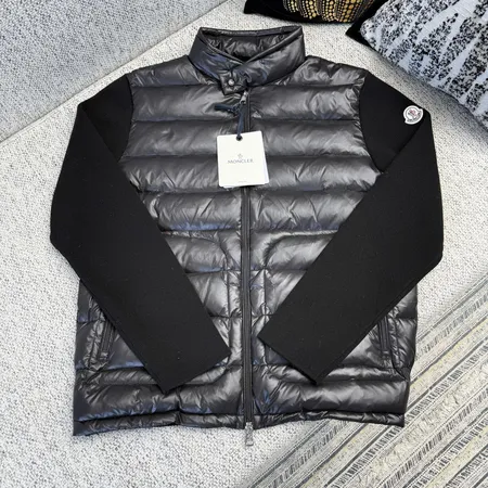 モンクレール ダウンジャケット
