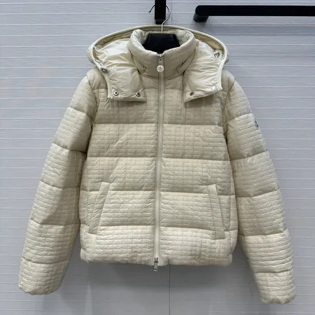 モンクレール ダウンジャケット