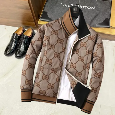 グッチ ダウンジャケット