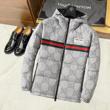 グッチ ダウンジャケット