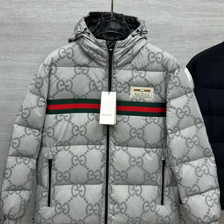 グッチ ダウンジャケット