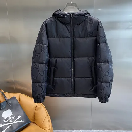 グッチ ダウンジャケット