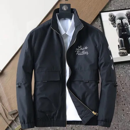 ルイヴィトン ダウンジャケット