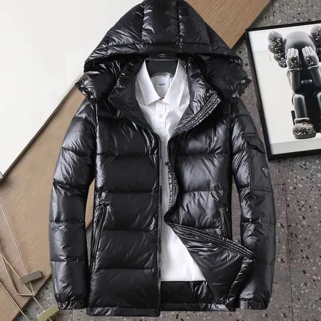 プラダ ダウンジャケット