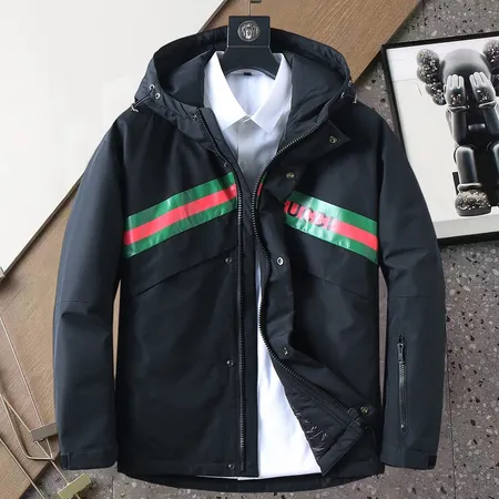 グッチ ダウンジャケット