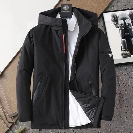 プラダ ダウンジャケット