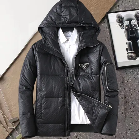 プラダ ダウンジャケット