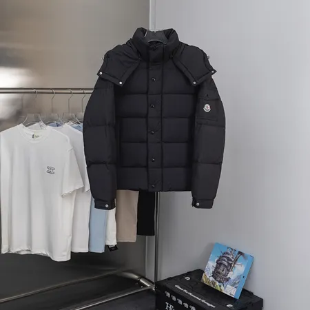 モンクレール ダウンジャケット