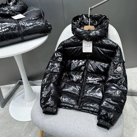 モンクレール ダウンジャケット