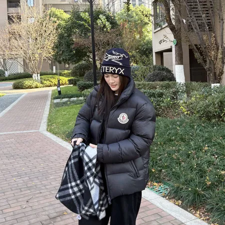 モンクレール ダウンジャケット