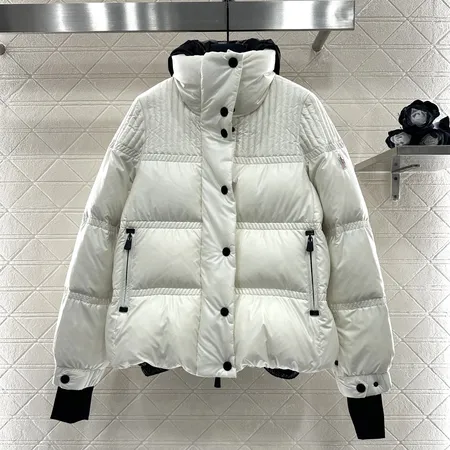 モンクレール ダウンジャケット