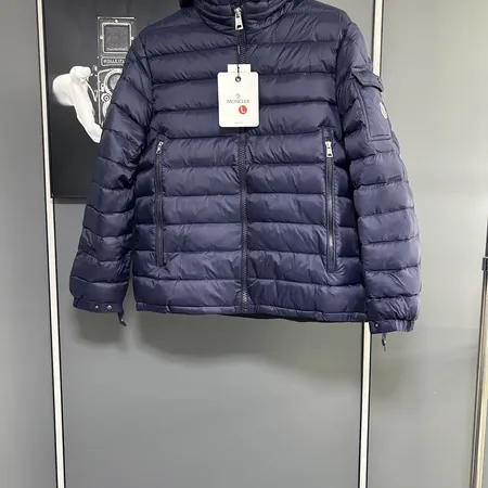 モンクレール ダウンジャケット