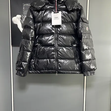 モンクレール ダウンジャケット