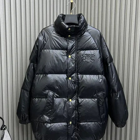 セリーヌ ダウンジャケット