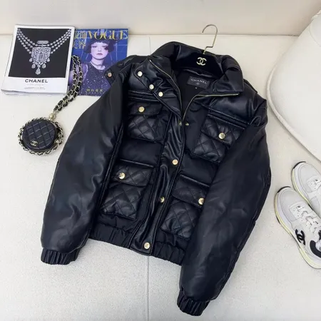 シャネル ダウンジャケット