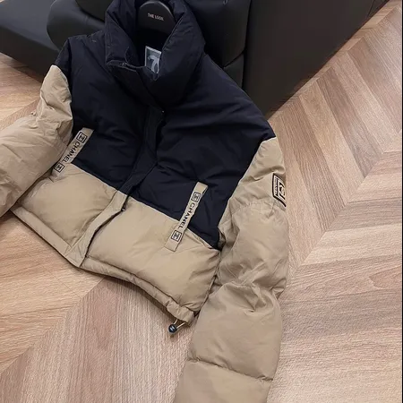 シャネル ダウンジャケット