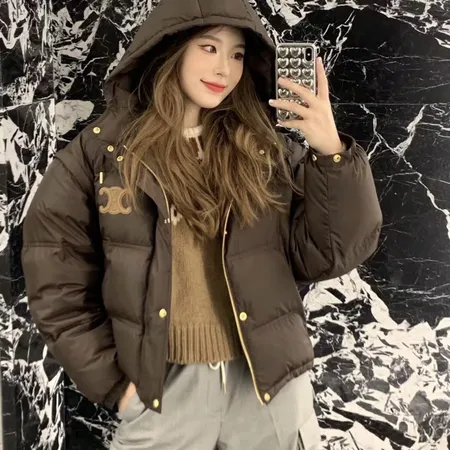 セリーヌ ダウンジャケット