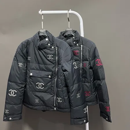 シャネル ダウンジャケット