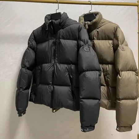 モンクレール ダウンジャケット