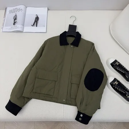 セリーヌ ダウンジャケット