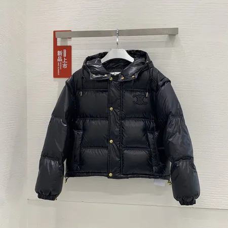 セリーヌ ダウンジャケット