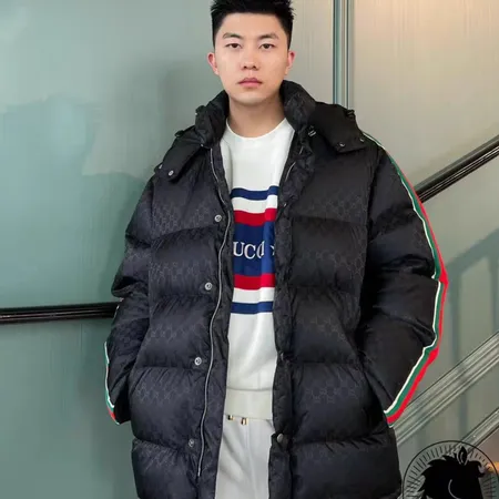 グッチ ダウンジャケット