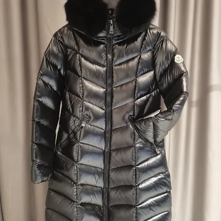 モンクレール ダウンジャケット