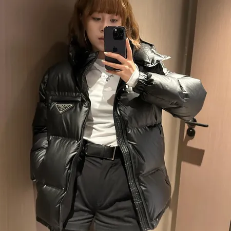 プラダ ダウンジャケット