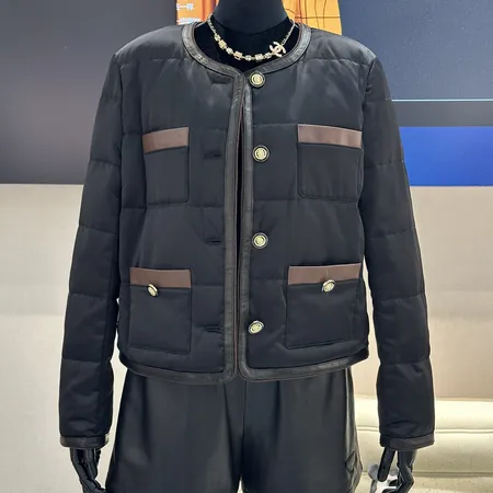 セリーヌ ダウンジャケット