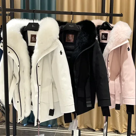 モンクレール ダウンジャケット