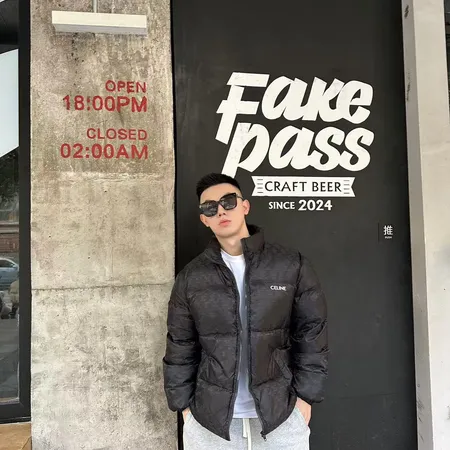 セリーヌ ダウンジャケット