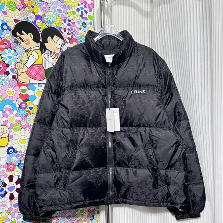 セリーヌ ダウンジャケット