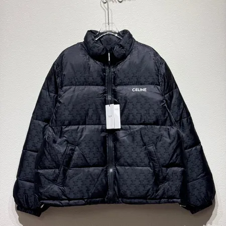 セリーヌ ダウンジャケット