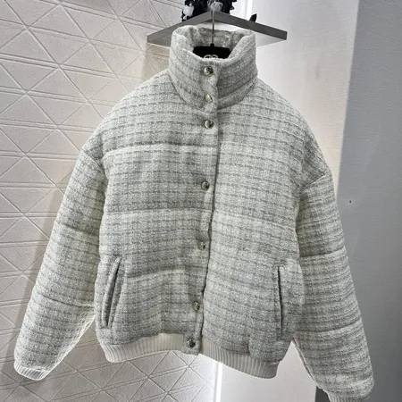 シャネル ダウンジャケット