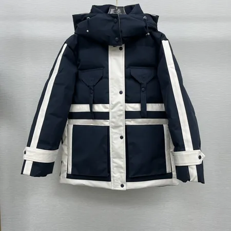 セリーヌ ダウンジャケット