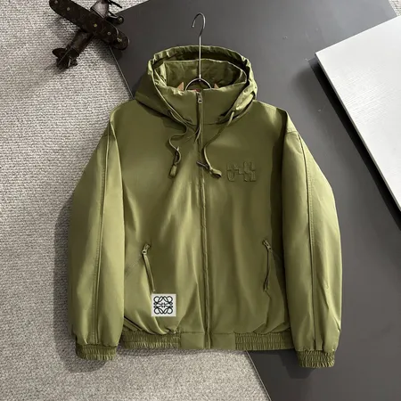 ロエベ ダウンジャケット