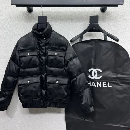 シャネル ダウンジャケット