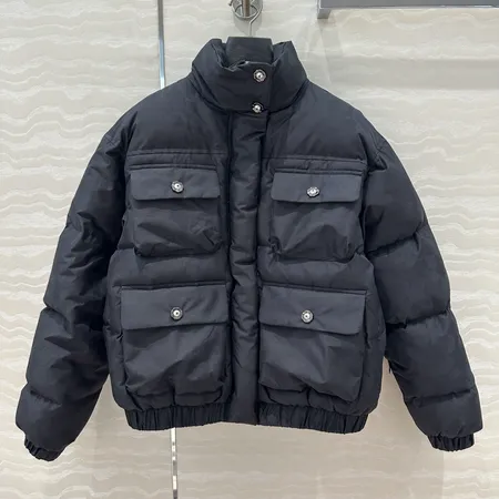 シャネル ダウンジャケット