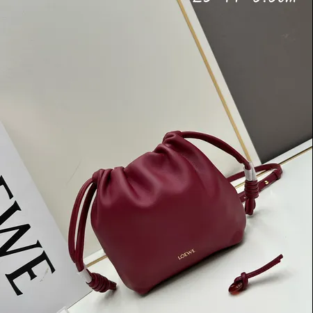 セリーヌ ショルダーバッグ