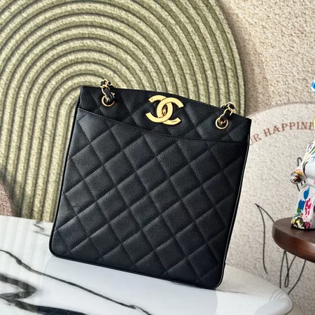 シャネル ハンドバッグ