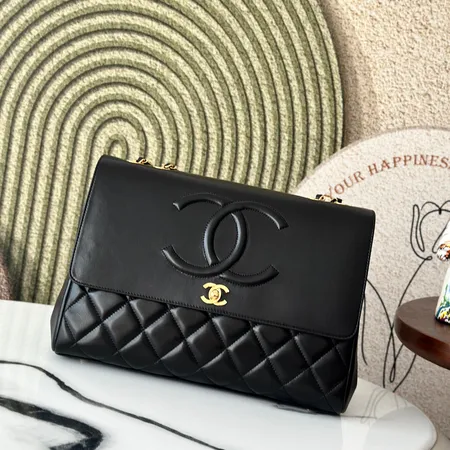 シャネル ハンドバッグ